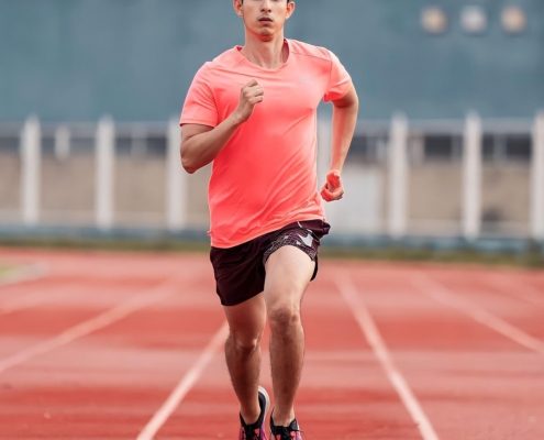 man, athletic, run, person, model, fitness, sports, body, atletismo, pista y campo, deporte, campo, correr, competencia, corriendo, atletas, estadio, ejercicio, influencer, atleta, deportivo, al aire libre